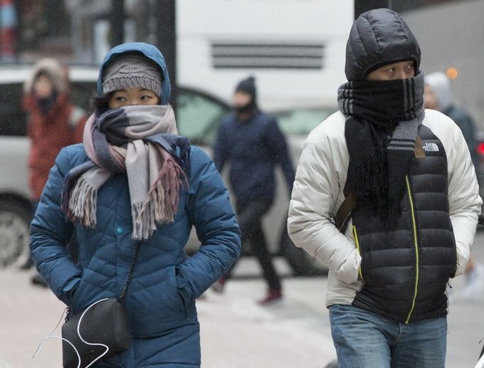 “超凶”冷空气来袭 不怕冷的快去看看北京冰爆奇观[墙根网]