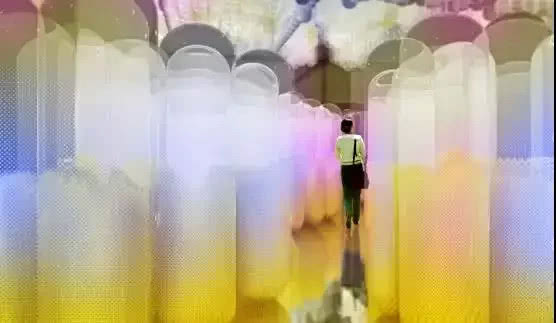 长楹天街halobox光之盒超火爆灯光秀(时间+地点+票价)[墙根网]