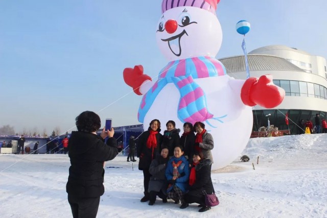 首届乌海湖冰雪旅游节盛大开幕！[墙根网]