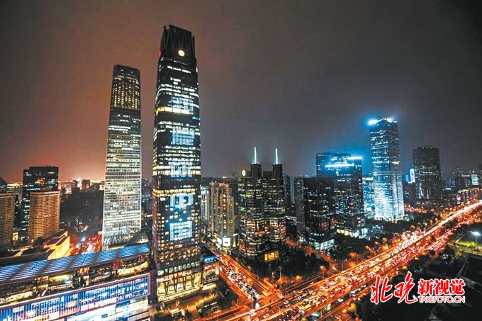 北京国贸三期有跨年灯光秀？假的！[墙根网]