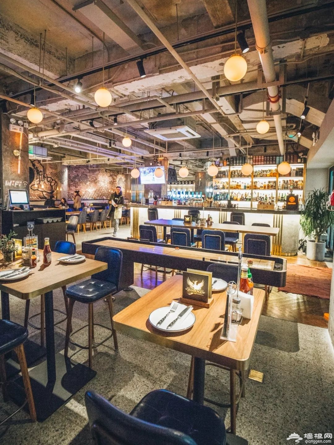 上海这条120岁陕西北路变身“新网红”，集齐古宅、潮店、老字号召唤你[墙根网]