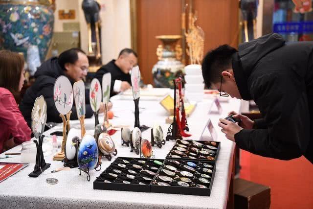 除了故宫，北京景泰蓝皇家艺术庙会最有宫廷味儿！[墙根网]