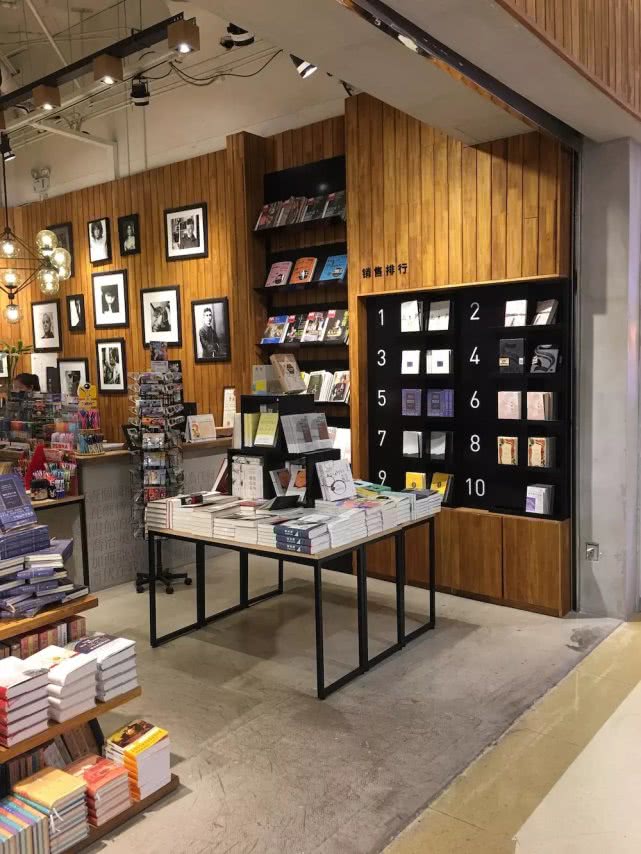 北京PAGEone书店和单向空间这两家书店，你一定要趁着年轻去一次！[墙根网]