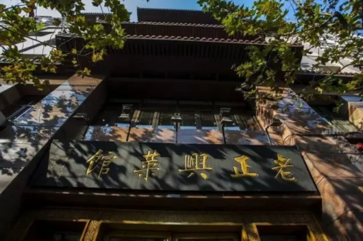 带上这份地铁人民广场站逛吃指南，每个出口都有精彩[墙根网]