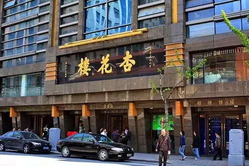 带上这份地铁人民广场站逛吃指南，每个出口都有精彩[墙根网]