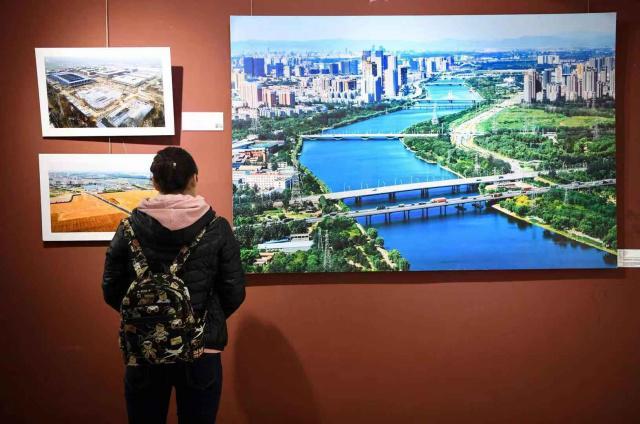 巨幅裸眼3D！“航拍中国”摄影图片展亮相北航艺术馆[墙根网]