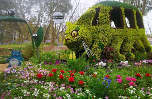 “龙猫巴士”开进上海共青森林公园，5座花园都交给市民游客打造[墙根网]