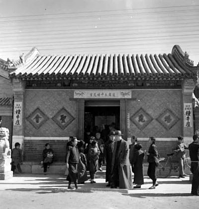 三月三，赶一场蟠桃宫庙会，它有个特有的老北京风俗[墙根网]