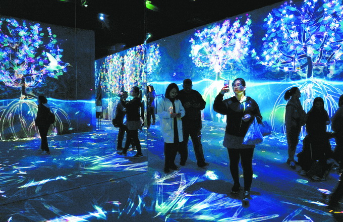 北京世园会已拉开大幕 炫酷高科技手法让世园夜景如梦如幻[墙根网]