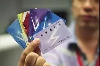 @上海人，不同颜色的交通卡竟然藏着那么多玄机，你知道吗？[墙根网]