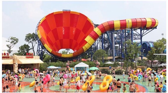 暑假游玩流行“水上漂” 上海这三家主题乐园入选夏季“必玩榜”