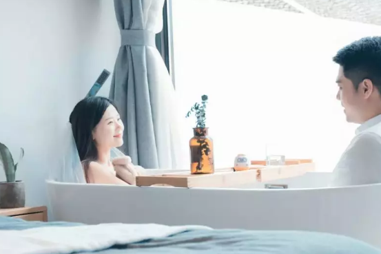 住20℃花海民宿，赏花骑游，吹清凉山风，与“热”隔绝！[墙根网]