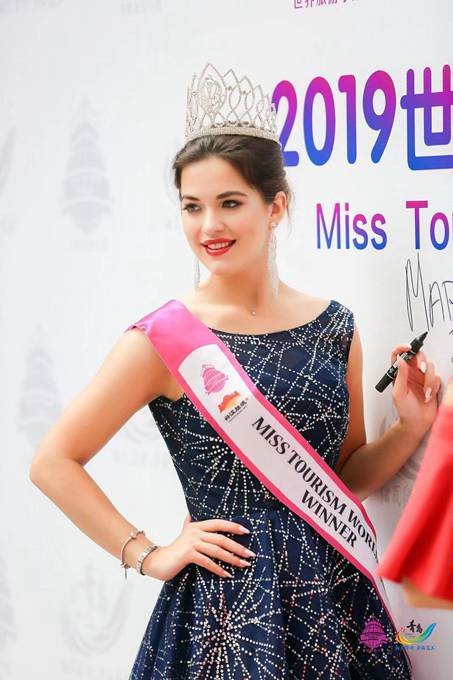 2019世界旅游小姐全球总决赛青岛举行 60国佳丽齐聚
