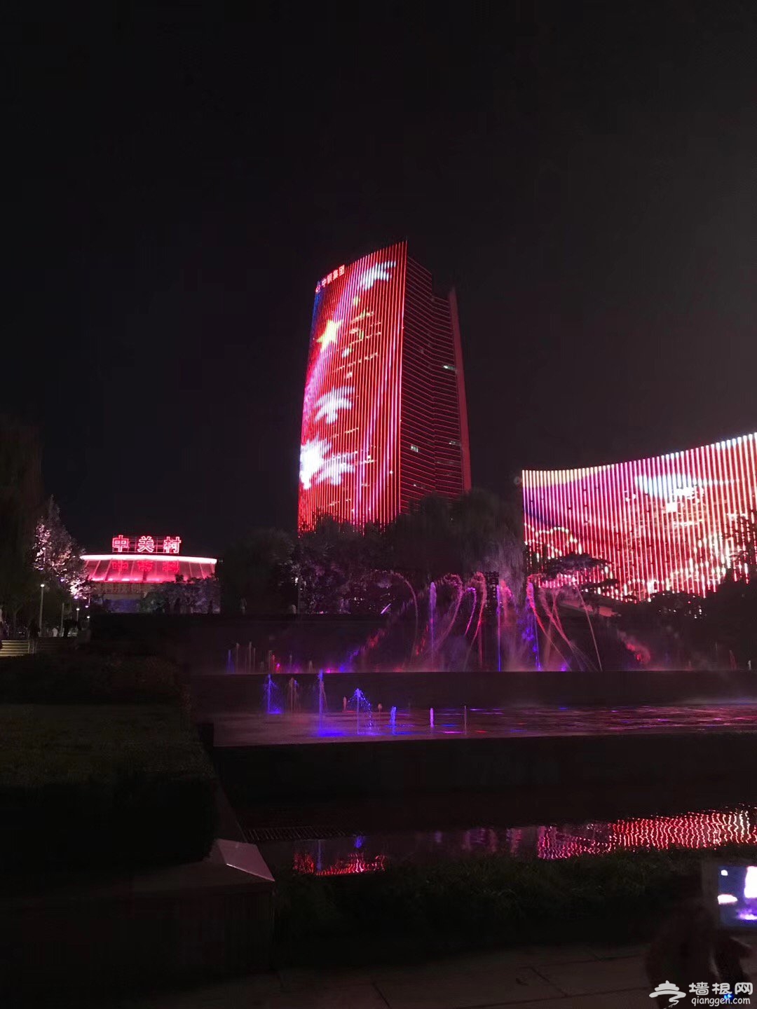 2019北京国庆灯光秀哪里好看？附灯光秀时间+亮点[墙根网]
