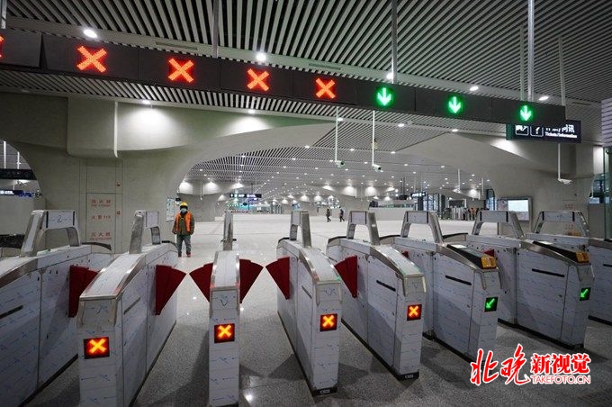 京张高铁开通在即，清河火车站高铁地铁换乘，到底有多方便？[墙根网]