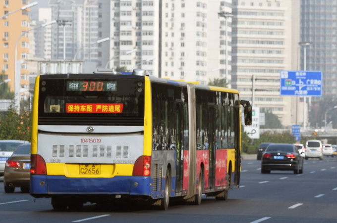 北京公交拟更换车身颜色图案，邀您来设计[墙根网]