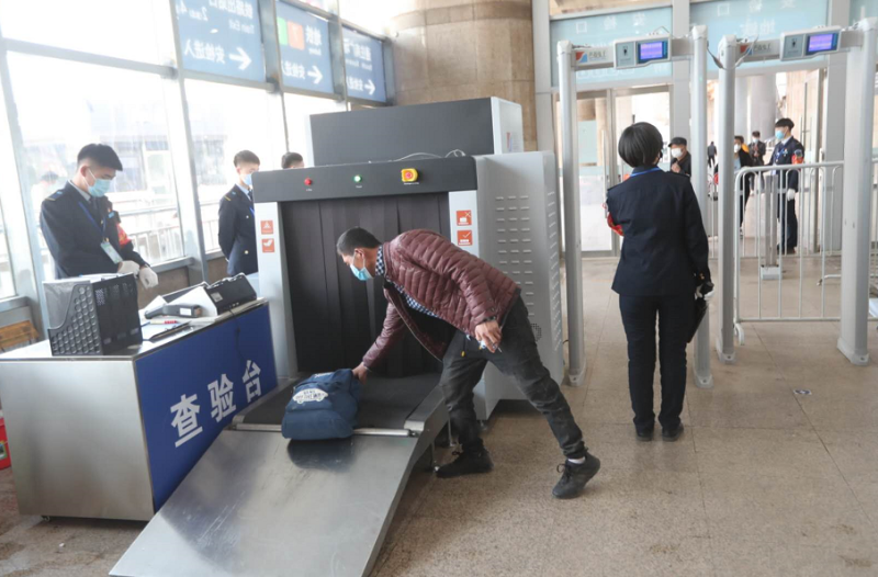 5月1日起，北京地铁取消携带白酒禁超2000毫升限制[墙根网]