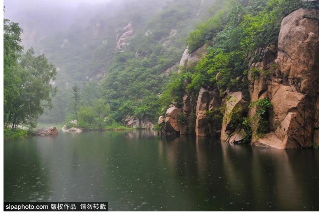 峡高流急，瀑布飞泻，京北“小三峡”有多美？20块钱就能体验到！[墙根网]