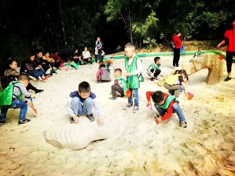 http://r.sinaimg.cn/large/article/5c9b15791823042b826e2108f3bb5e8a