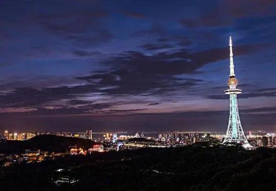 2024青岛电视塔开放了吗？（门票价格+包含项目+免票信息）
