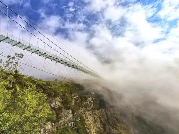 http://r.sinaimg.cn/large/article/1ca3ca37ff3b92bfe20be67d9413c781