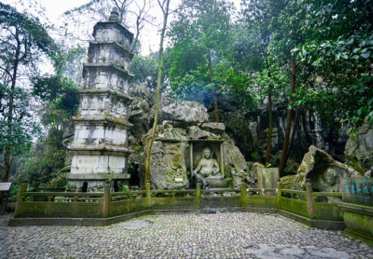 杭州灵隐飞来峰景区门票预约（开放时间+地址+免费政策）