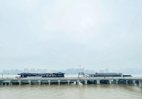 2024钱塘江夜游(船票价格+码头地点+航线景点+灯光秀时间)