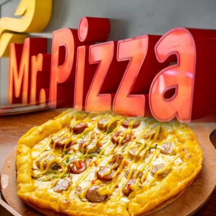 [Mr.Pizza米斯特比萨]4店通用 | 风靡北京城的披萨店来啦！51元10英寸红薯饼边披萨5折秒！118元享经典双人餐！158元享豪华3人餐！无论是原料，或是工艺，还是口感，都远超普通品牌的明星披萨店！
