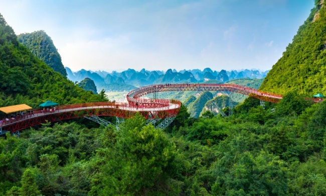 “行旅”阳朔如意峰，360°把喀斯特峰林装进镜头[墙根网]